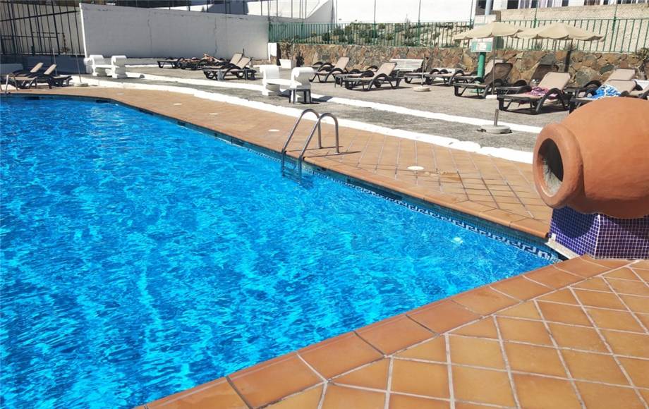 Playa Del Ingles - scala piscina
